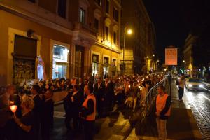 In processione nel centro di Roma